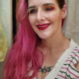 Meet your Posher, Holly